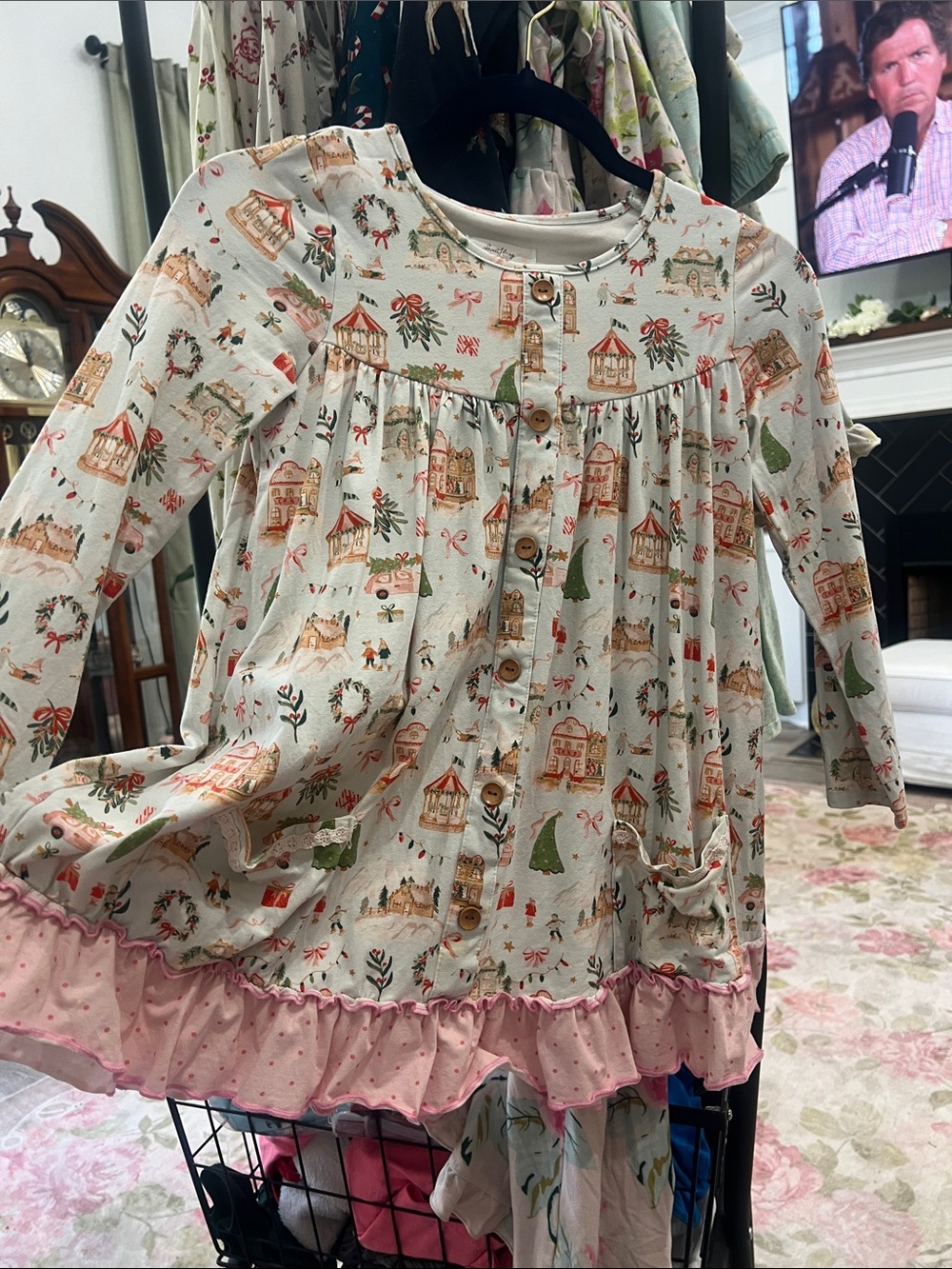 SweetHoney Cream Holiday Village two piece play set with Pink Trim
